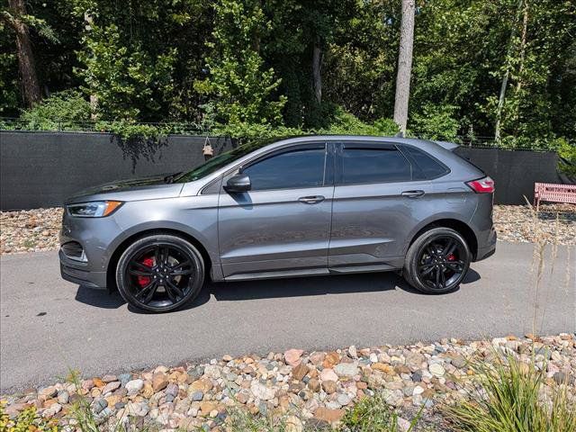 Used 2022 Ford Edge ST w/ Equipment Group 401A AWD/4WD image 2