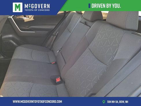 Used 2023 Toyota RAV4 XLE image 11