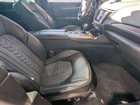 Used 2018 Maserati Levante S GranLusso image 20