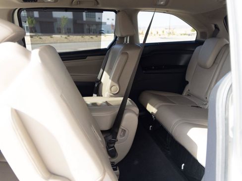 Used 2019 Honda Odyssey Elite image 36