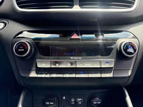Used 2021 Hyundai Tucson Sport FWD image 23