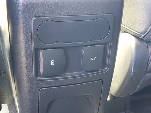 Certified 2024 Ford Explorer XLT AWD/4WD image 16