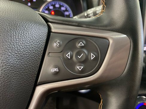 Used 2023 GMC Terrain AT4 AWD/4WD image 21