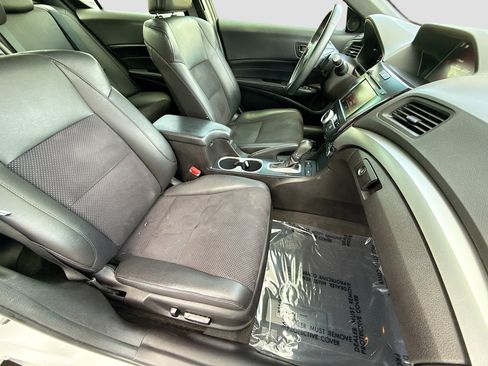 Used 2016 Acura ILX FWD image 14
