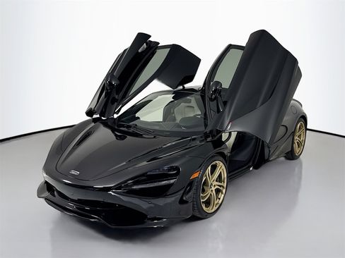 Used 2024 McLaren 750S image 3