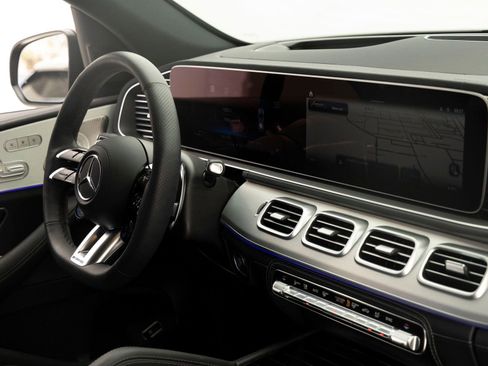 Used 2024 Mercedes-Benz GLE 53 AMG 4MATIC image 29
