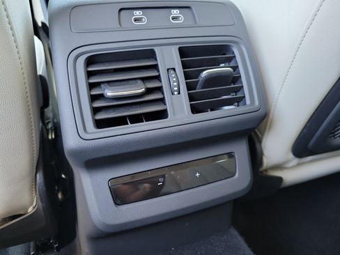 Used 2025 Audi Q5 Premium Plus w/ Premium Plus image 15