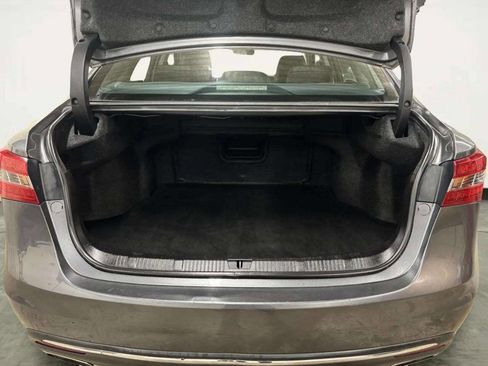 Used 2018 Toyota Avalon XLE image 15