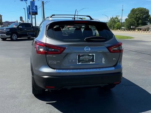 Used 2020 Nissan Rogue Sport SL FWD image 7