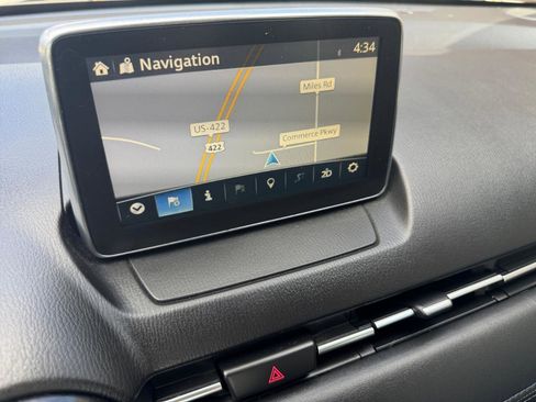 Used 2017 Toyota Yaris iA image 18