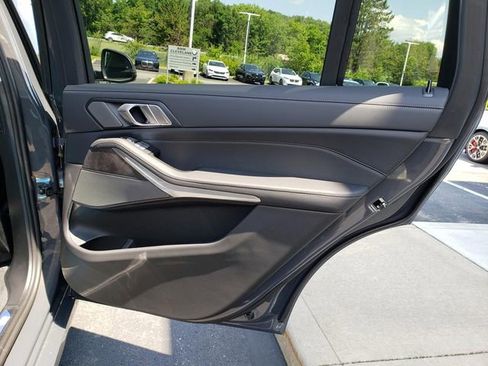 New 2026 BMW X7 xDrive40i image 18