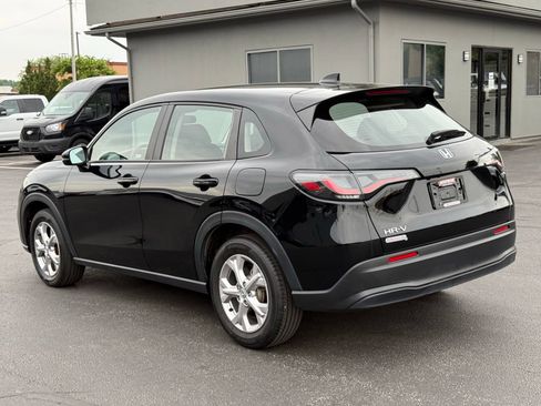 Used 2024 Honda HR-V LX image 6