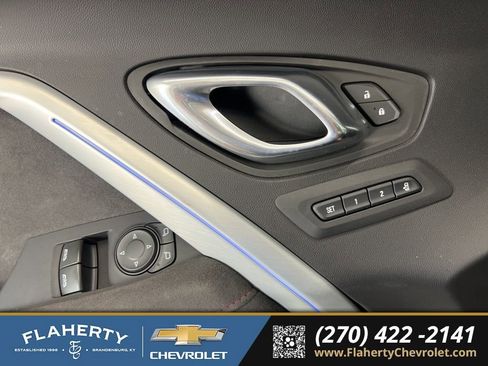 Used 2022 Chevrolet Camaro ZL1 image 17
