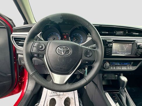 Used 2014 Toyota Corolla S FWD image 11
