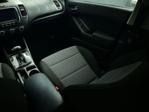 Used 2018 Kia Forte S image 15