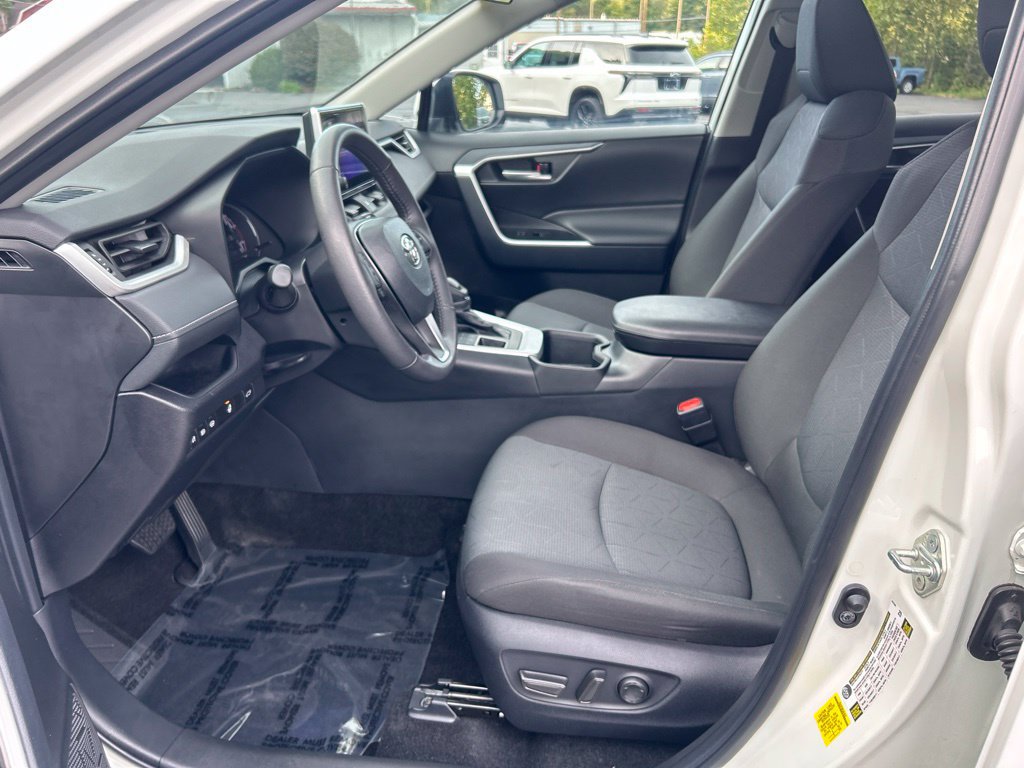 Certified 2024 Toyota RAV4 XLE w/ Convenience Package AWD/4WD image 9