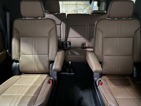 Certified 2025 Chevrolet Tahoe High Country w/ Sun And Tow Package image 20