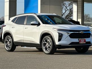 New 2026 Chevrolet Trax LT w/ Driver Confidence Package video 2