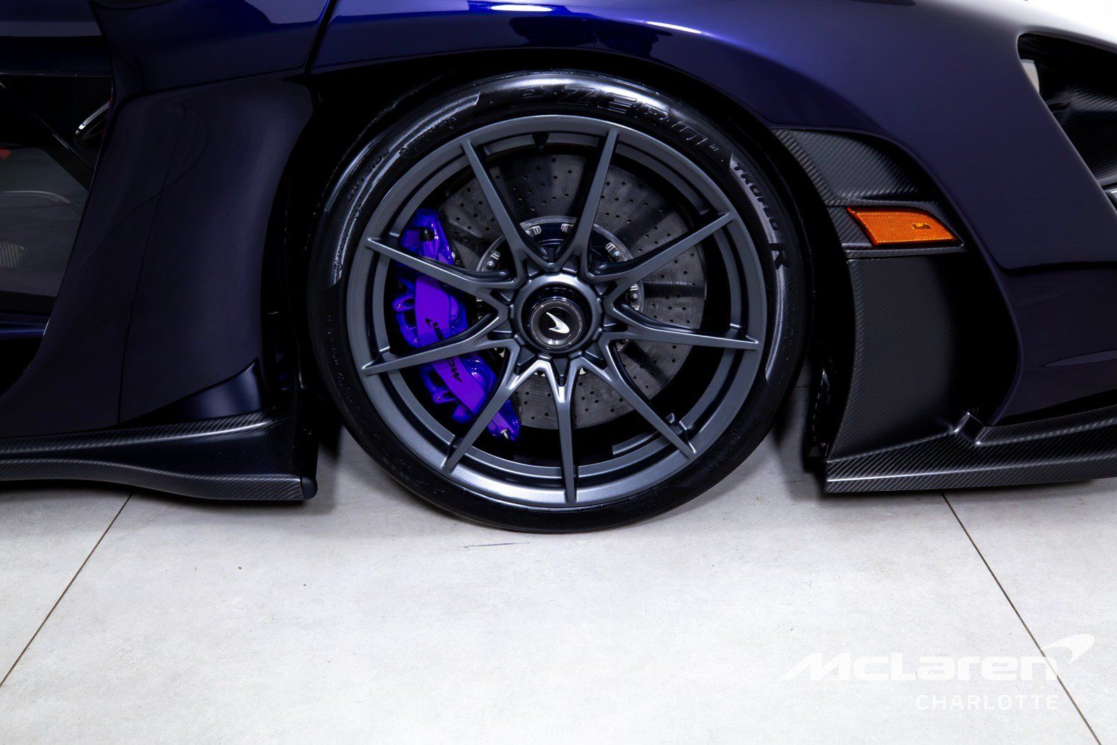 Used 2019 McLaren Senna RWD image 29