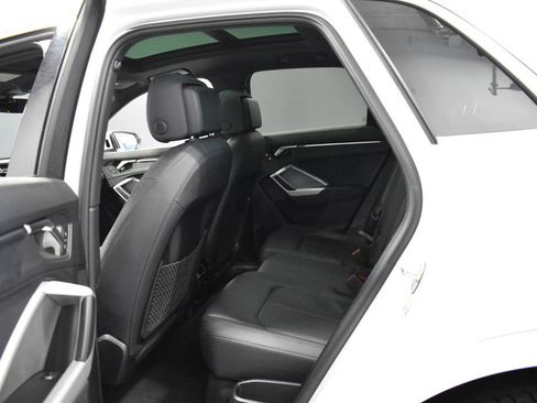 Used 2025 Audi Q3 2.0T Premium AWD/4WD image 31