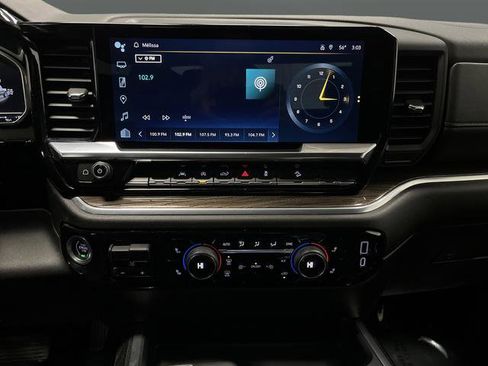 Used 2022 Chevrolet Silverado 1500 RST image 8