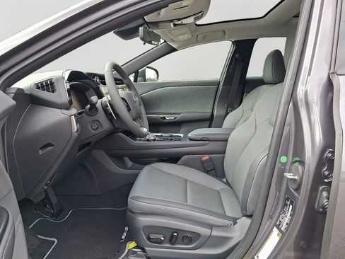 Used 2025 Lexus RZ 450e image 13