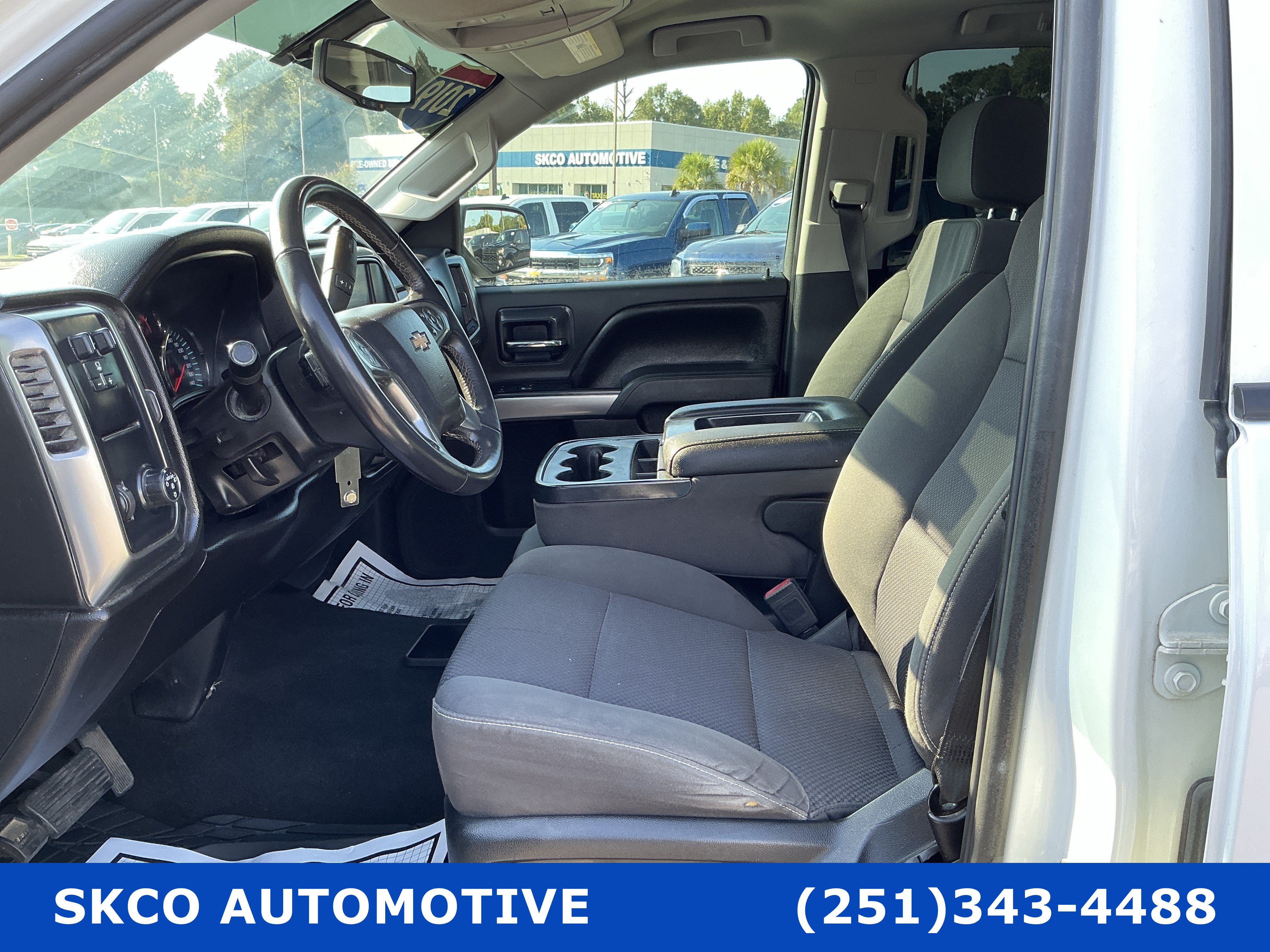 Used 2019 Chevrolet Silverado 1500 LT w/ Texas Edition RWD image 11