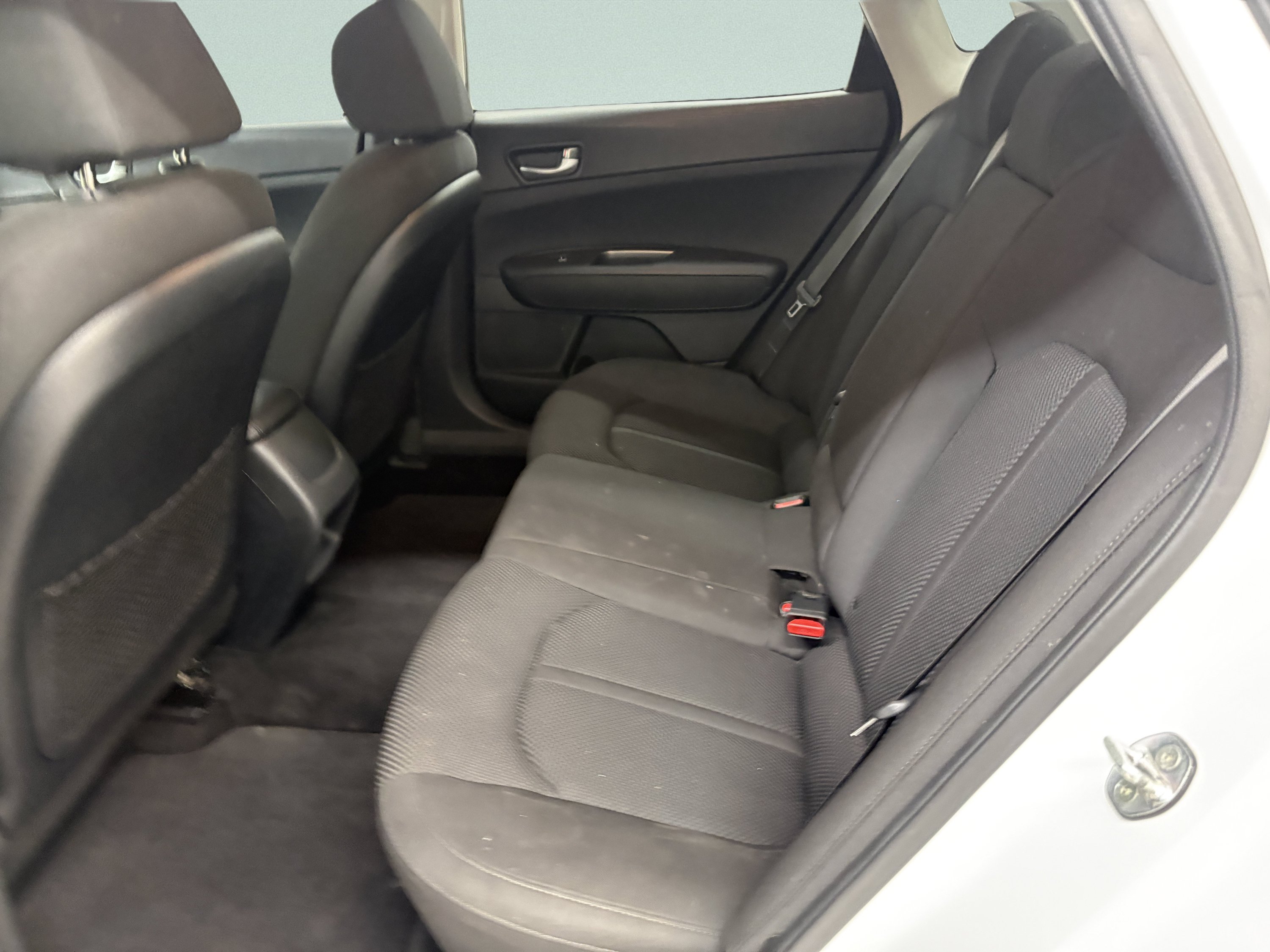 Used 2020 Kia Optima LX FWD image 12