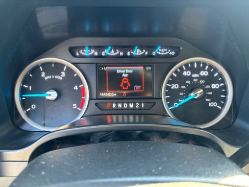 Used 2019 Ford F250 XLT w/ Snow Plow Prep Package AWD/4WD image 15