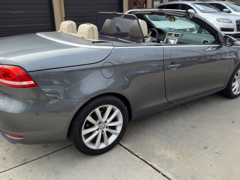 Used 2012 Volkswagen Eos Komfort image 8