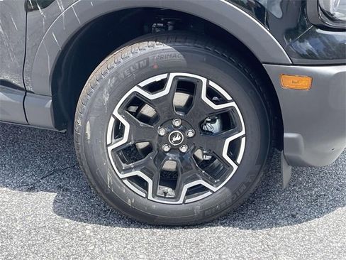 New 2025 Ford Bronco Sport Outer Banks image 24