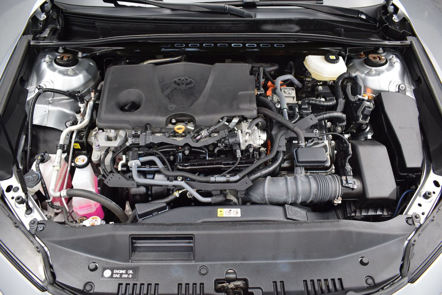 Used 2025 Toyota Camry LE FWD image 9