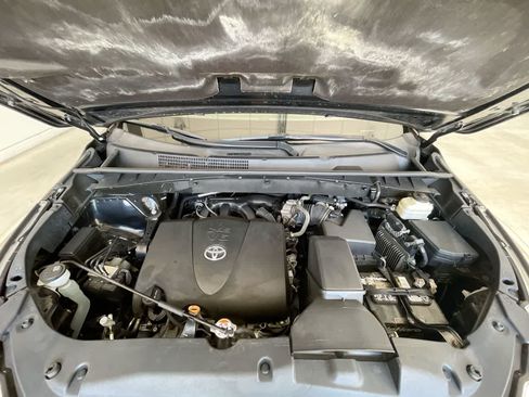 Used 2018 Toyota Highlander XLE AWD/4WD image 27