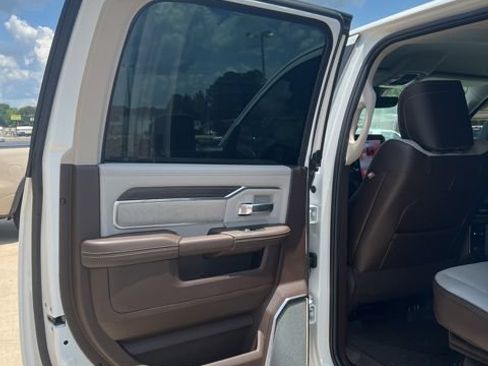 New 2026 RAM 3500 Laramie AWD/4WD image 12