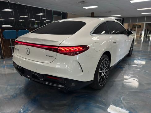 Used 2023 Mercedes-Benz EQS 580 4MATIC Sedan image 7