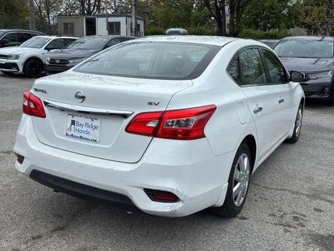 Used 2017 Nissan Sentra SV FWD image 2