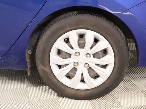 Certified 2021 Hyundai Accent SE FWD image 17