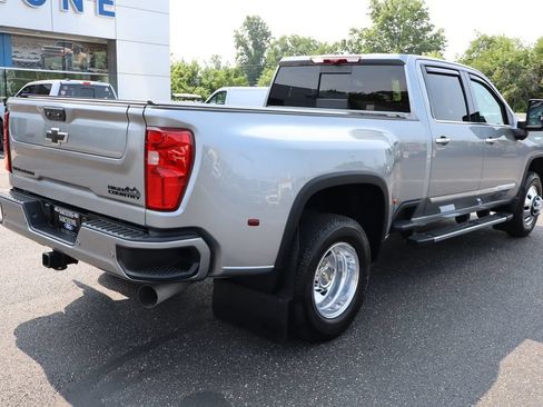 Used 2026 Chevrolet Silverado 3500 High Country w/ High Country Premium Package AWD/4WD image 3