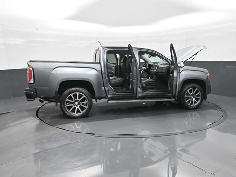 Used 2022 GMC Canyon Denali image 33