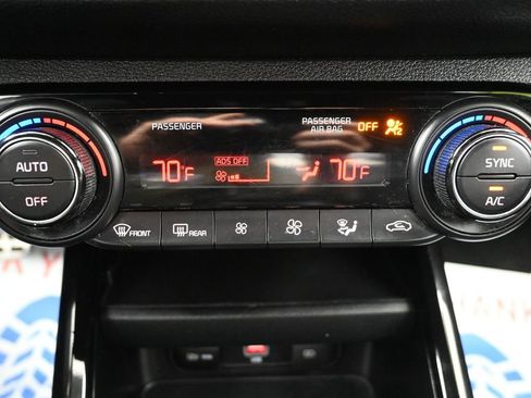 Certified 2024 Kia Forte GT-Line image 21