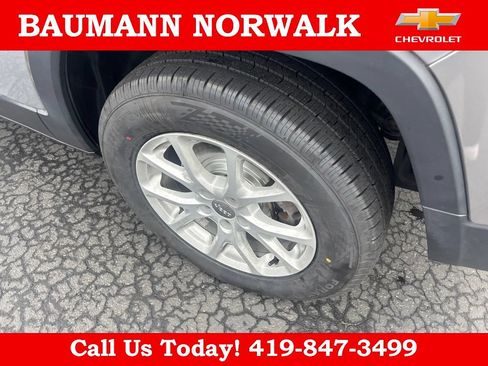 Used 2014 Jeep Cherokee Latitude AWD/4WD image 18