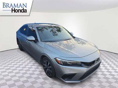 Certified 2023 Honda Civic EX-L image 3