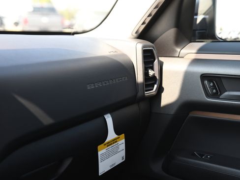 New 2026 Ford Bronco Sport Outer Banks image 23