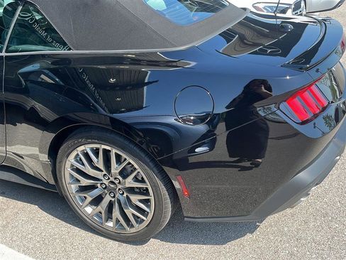 Used 2024 Ford Mustang GT Premium image 8