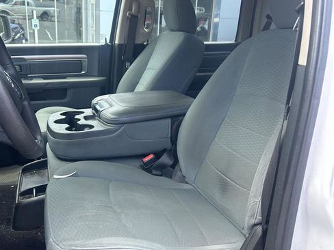 Used 2019 RAM 1500 Classic SLT AWD/4WD image 8