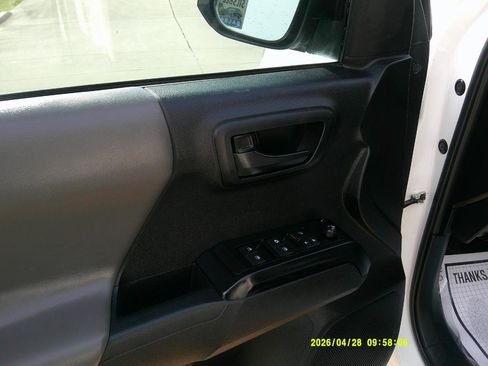 Used 2023 Toyota Tacoma SR AWD/4WD image 9