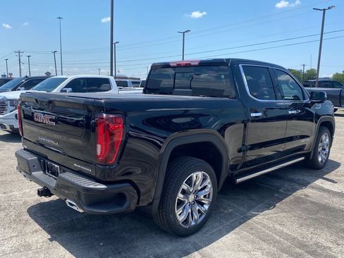 New 2026 GMC Sierra 1500 Denali w/ Denali Reserve Package AWD/4WD image 5