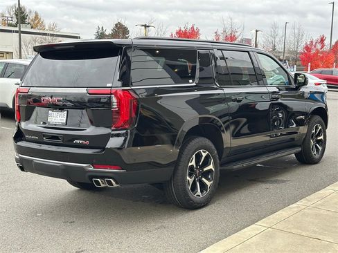 New 2026 GMC Yukon XL AT4 image 5