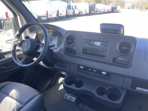 New 2025 Mercedes-Benz Sprinter 2500 image 14