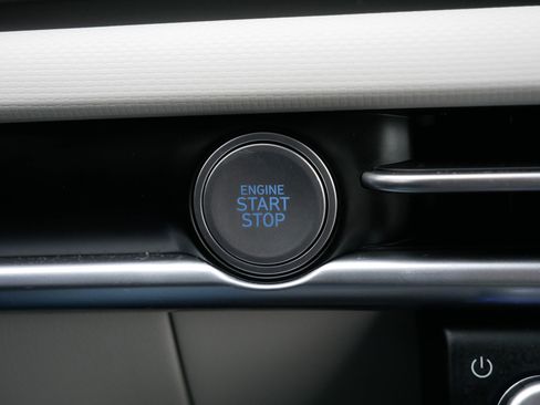 Certified 2025 Hyundai Tucson SE image 29